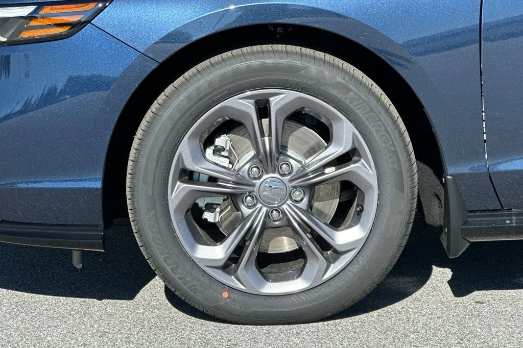 New 2025 Canyon River Blue Metallic Honda EX-L image 32