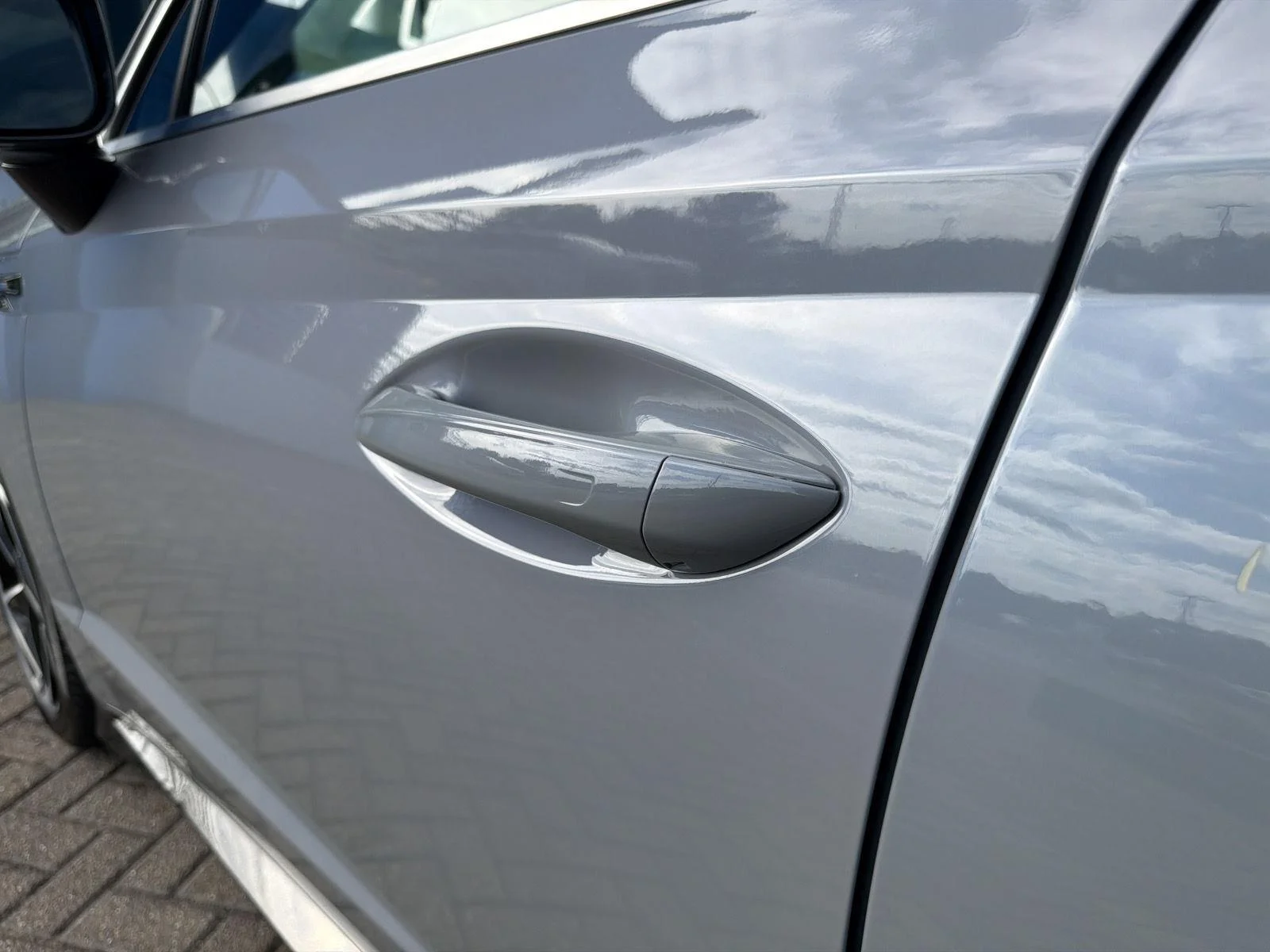 Used 2025 Transmission Blue Hyundai SEL Convenience image 11