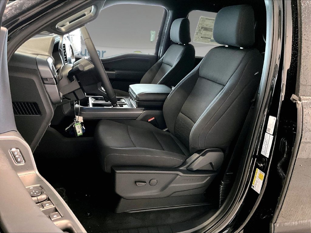 New 2026 Agate Black Metallic Ford XLT image 11