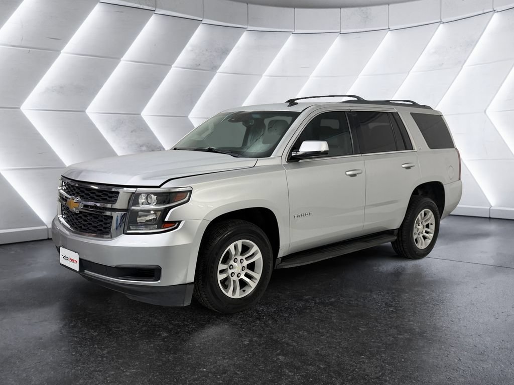 Used 2015 SILVER ICE METALLIC Chevrolet LT image 3