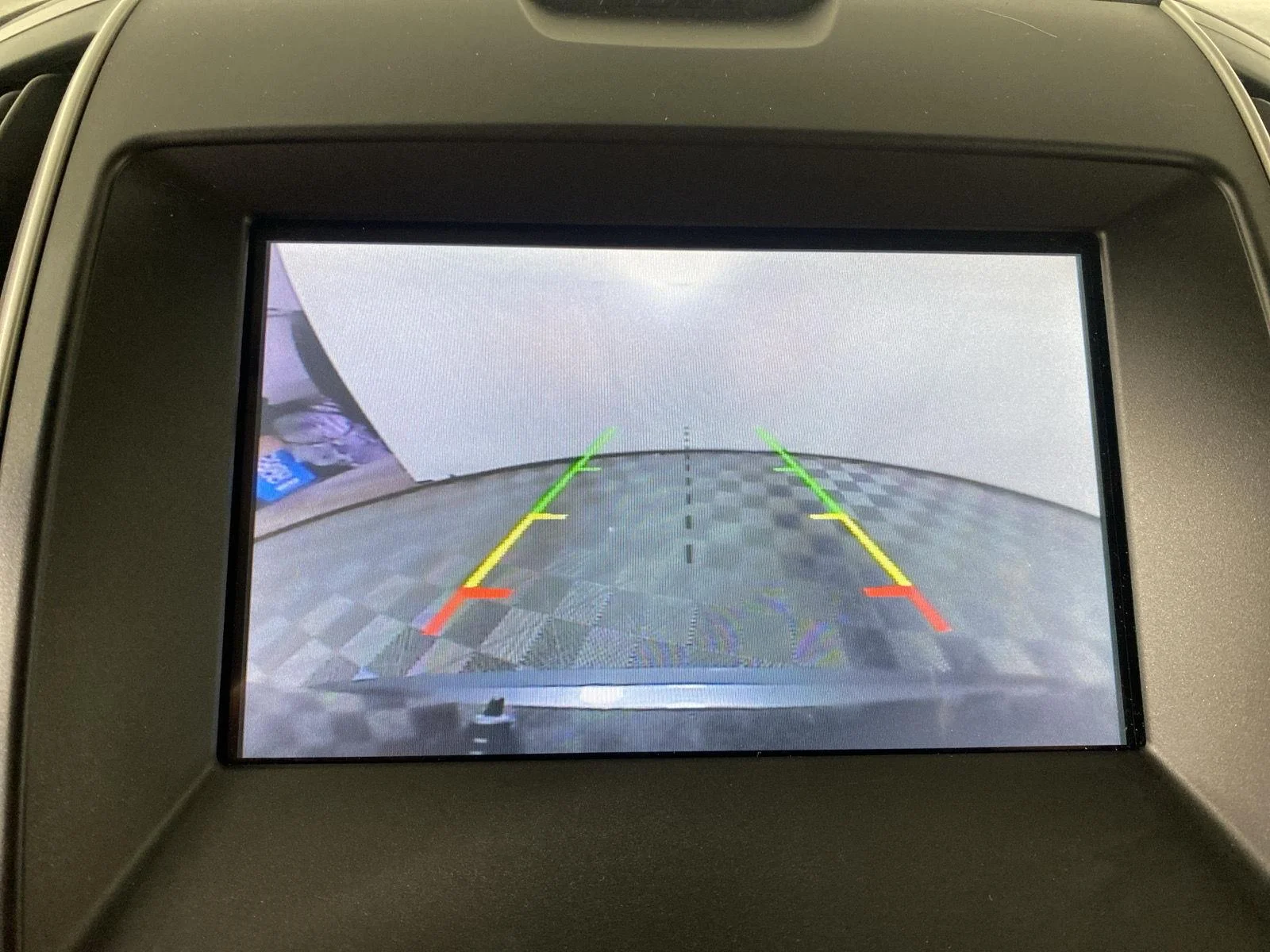 Used 2020  Ford SEL image 19