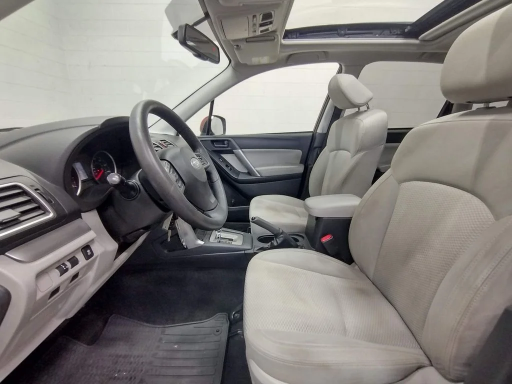 Used 2016 Red Subaru 2.5i Premium image 21