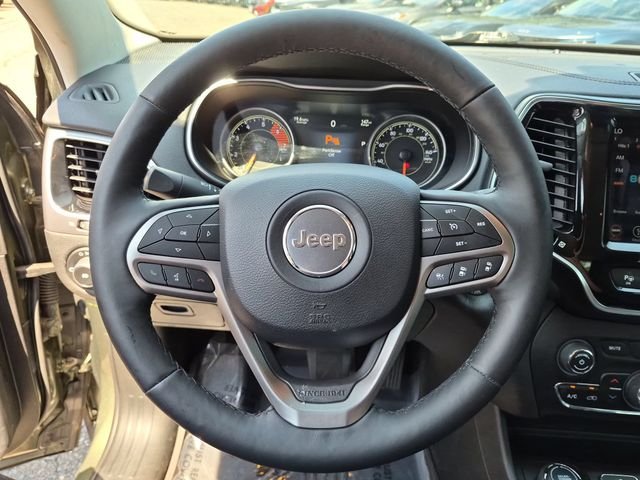 Used 2019 Green Jeep Limited image 13