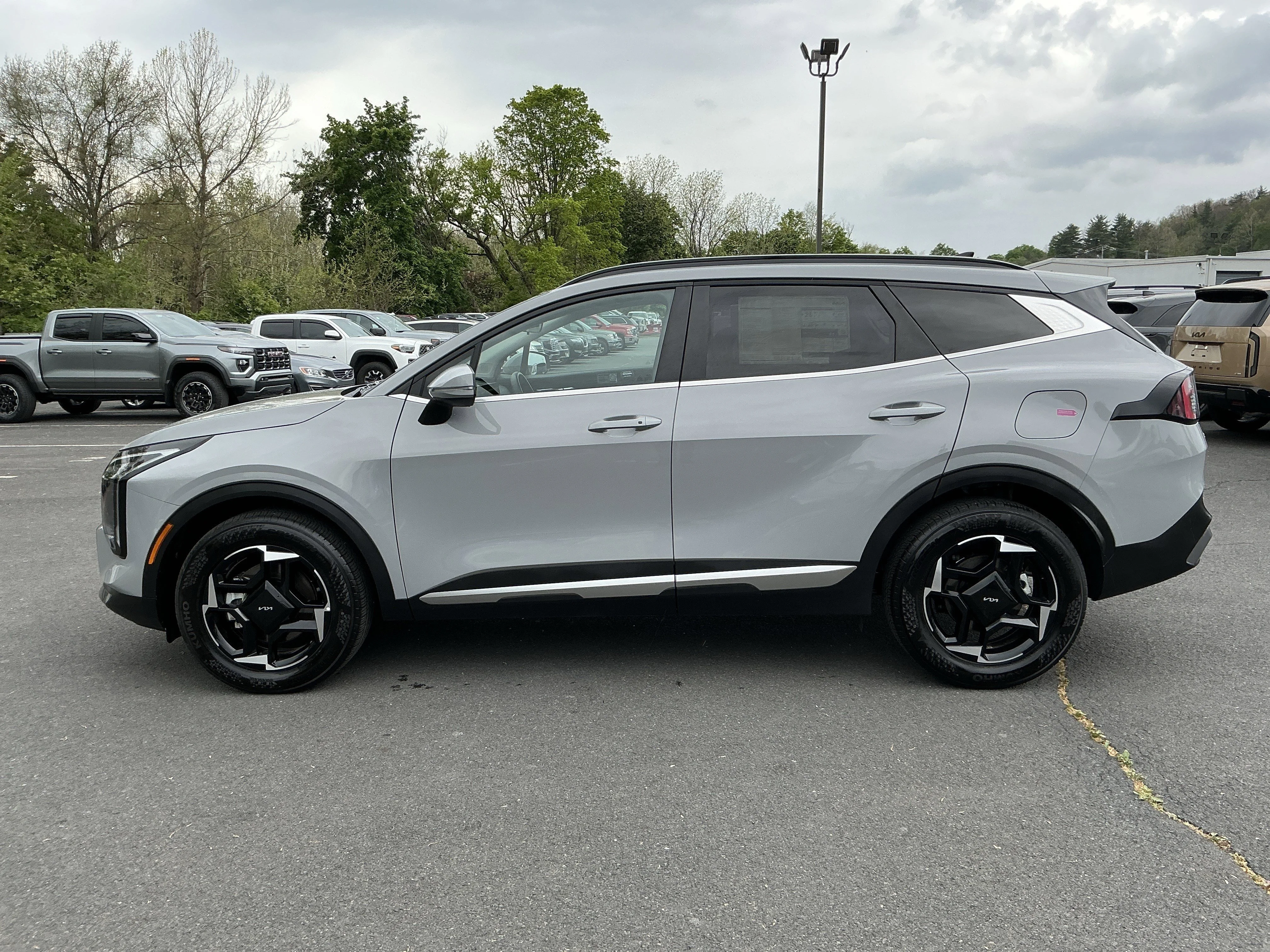 2026 Kia Sportage EX - Photo 6