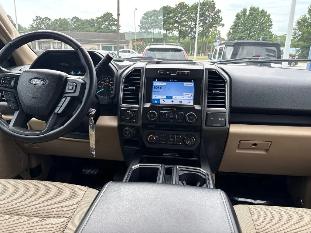 Used 2018 Red Ford XLT image 10