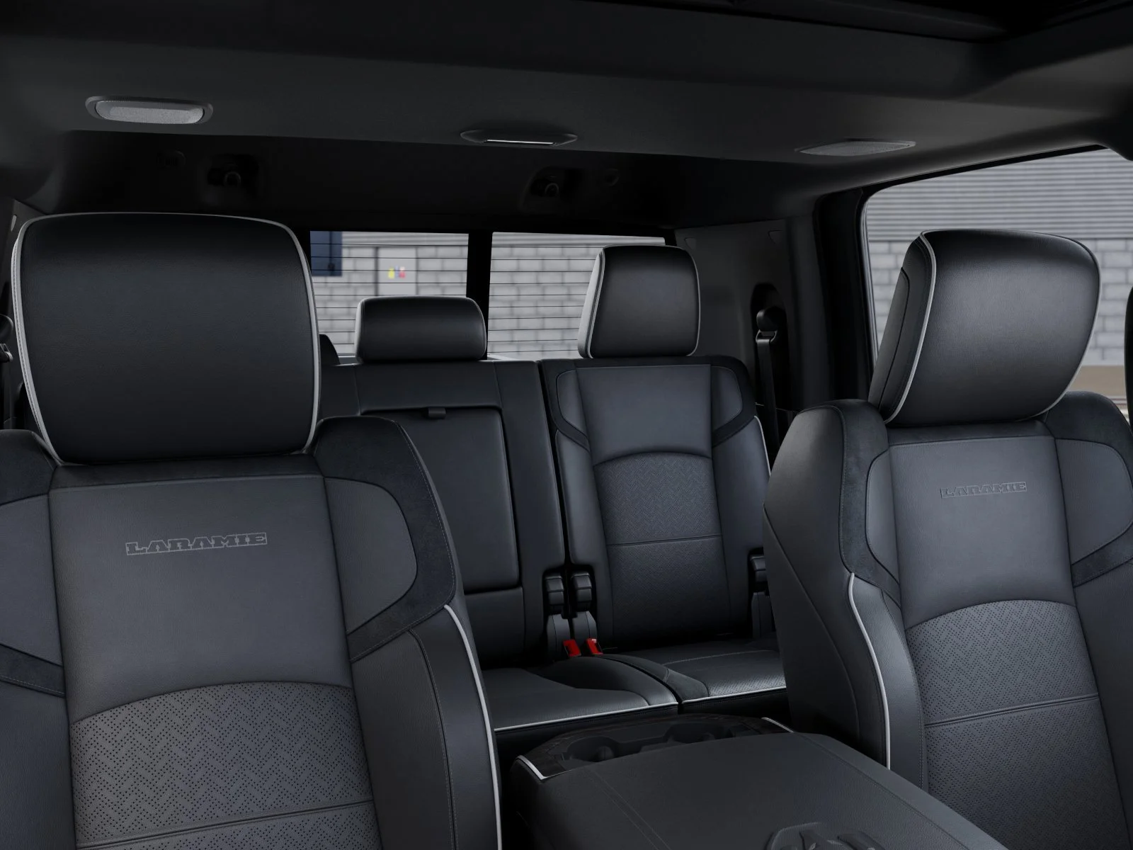 New 2026 Diamond Black Crystal Pearl-Coat Exterior Paint RAM Laramie image 28