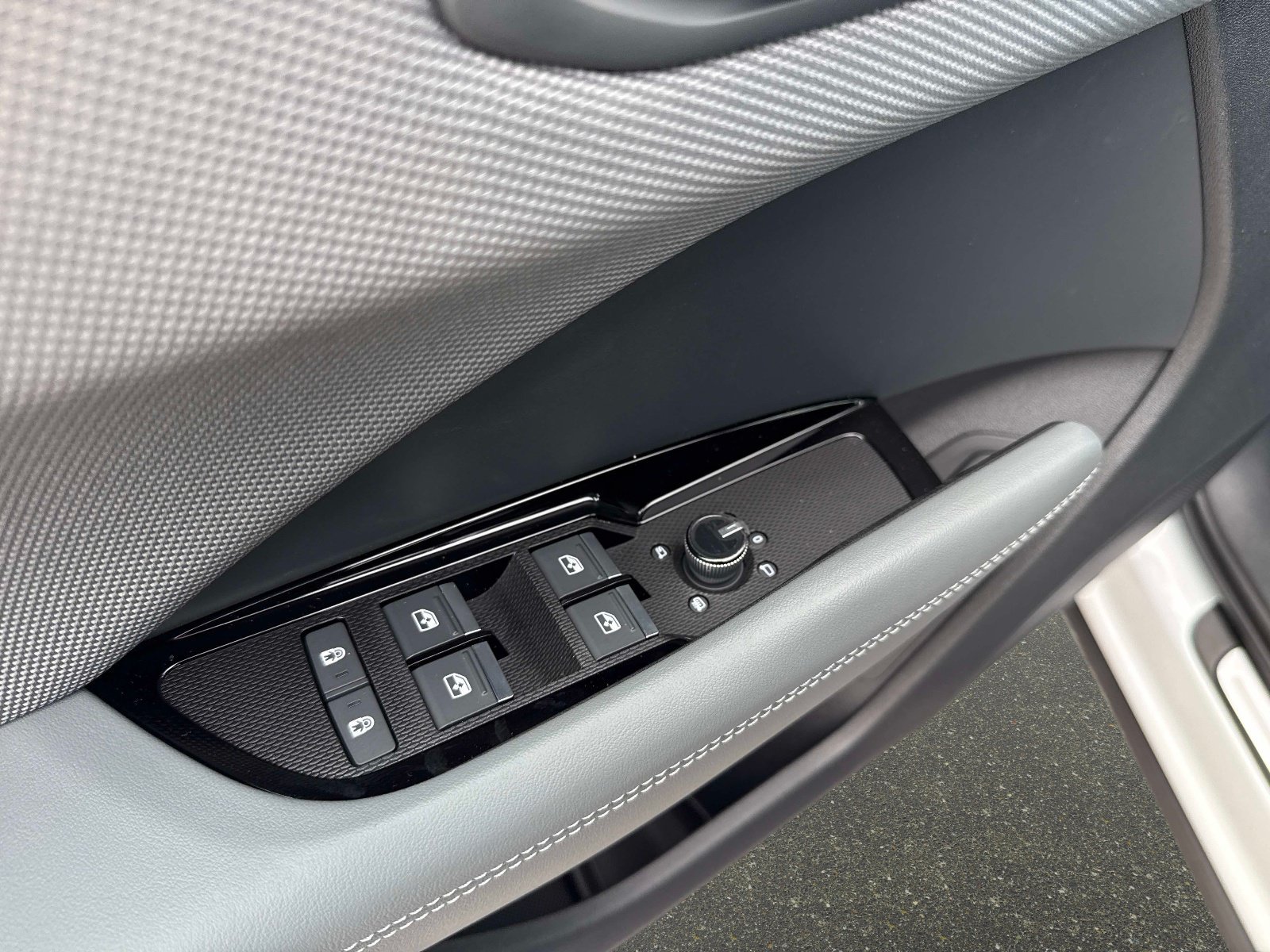 New 2026 Glacier White Metallic Audi S line image 18