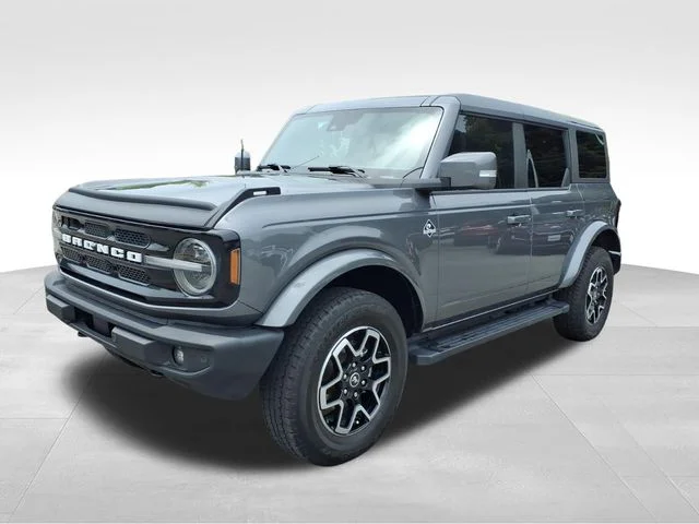 Used 2024 Gray Ford Outer Banks image 2