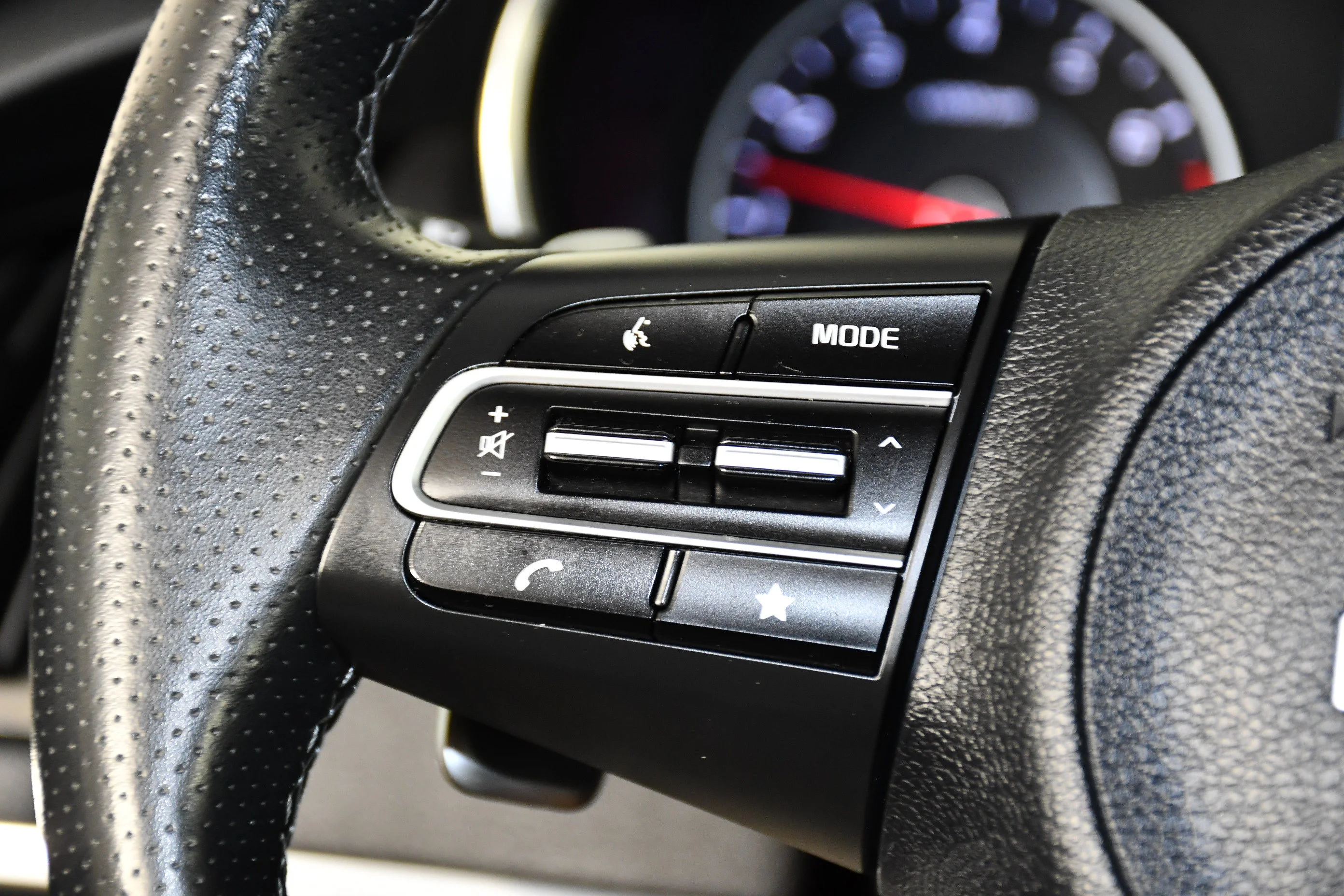 Used 2023 Panthera Metal Kia GT-Line image 20