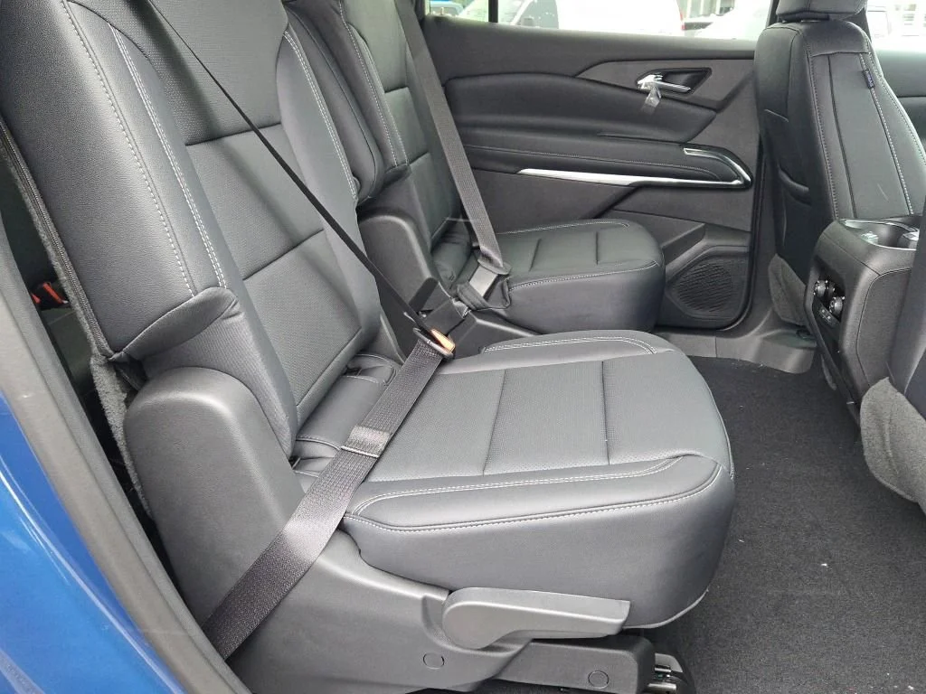 2026 Chevrolet Traverse LT - Photo 9