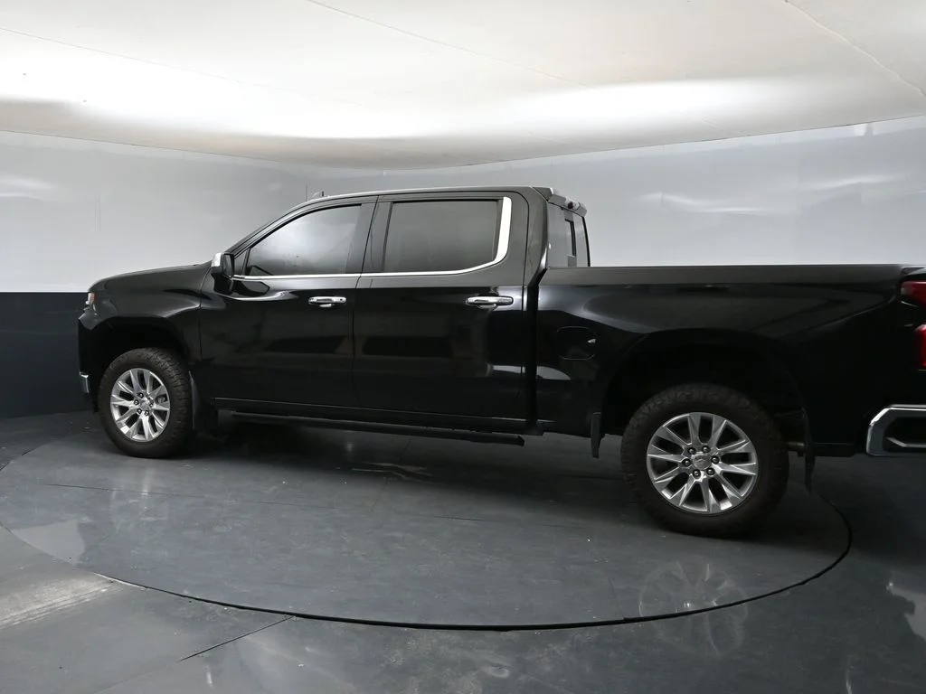 Used 2021 Black Chevrolet LTZ image 5