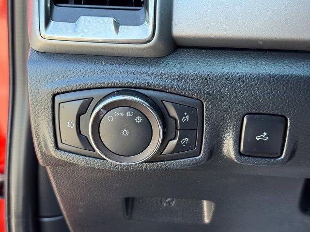 Used 2019 Chili Pepper Red Ford  image 16
