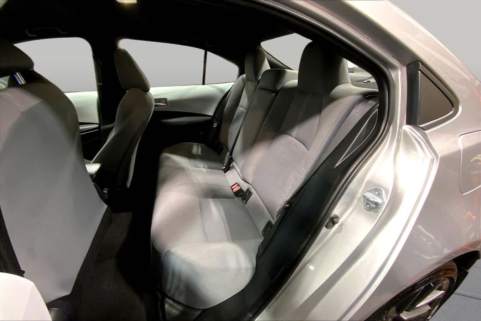 Used 2023 Classic Silver Metallic Toyota SE image 21