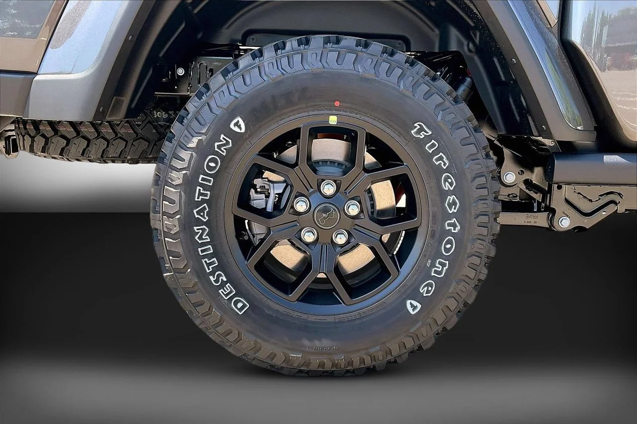 New 2026 Granite Crystal Metallic Clearcoat Jeep Willys image 32