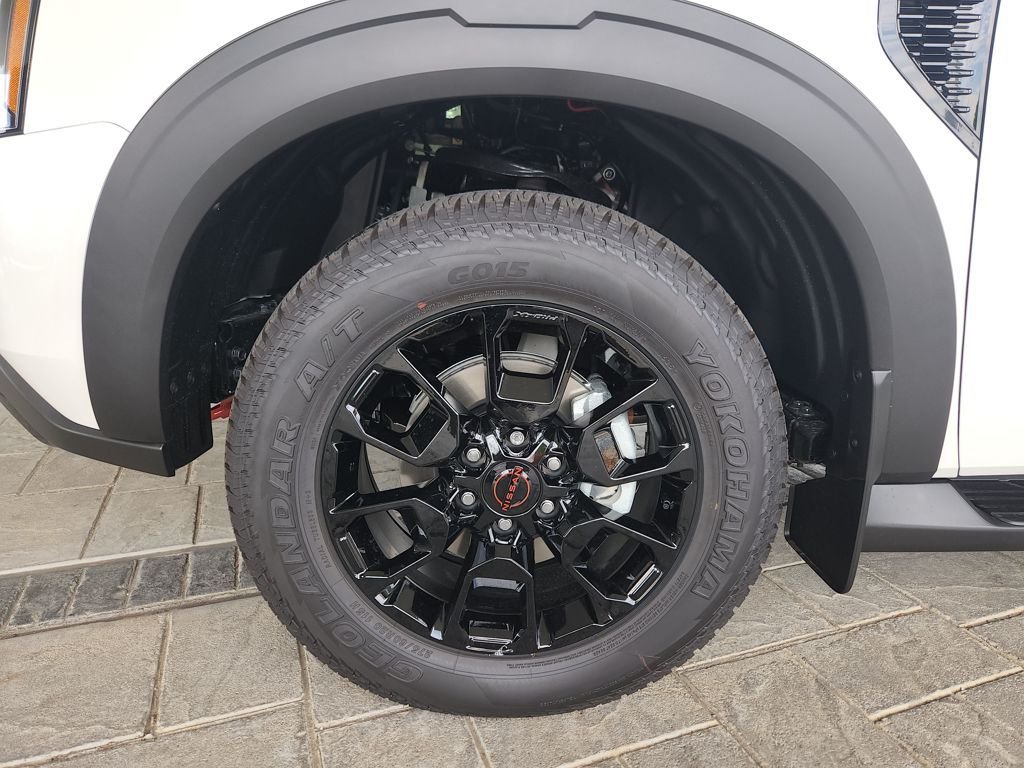 New 2026 White Nissan PRO-4X image 24