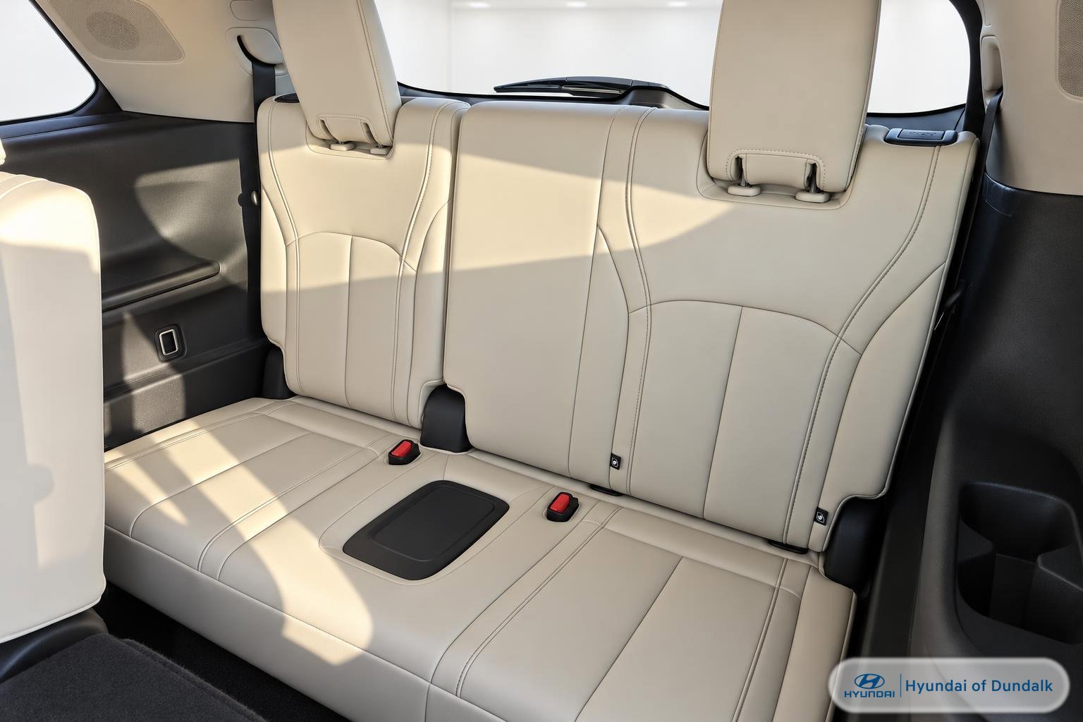 Used 2024 Black INFINITI LUXE image 11
