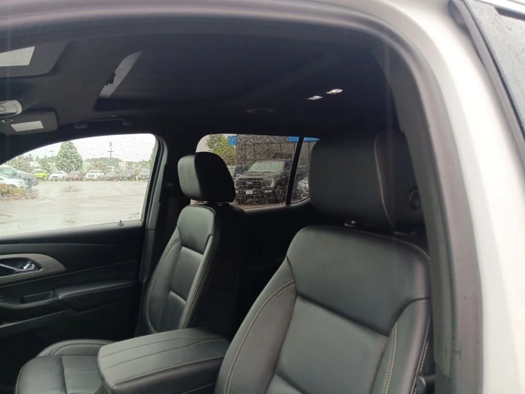 Used 2022 Summit White Chevrolet LT Leather image 28