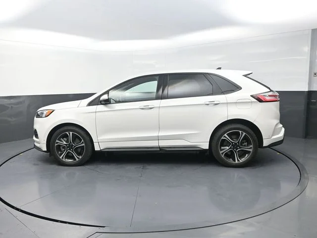 Used 2023 White Ford ST image 4