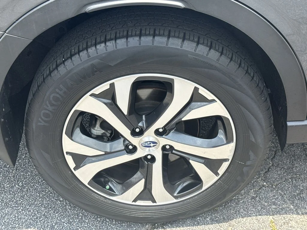 Used 2021 Gray Subaru Touring XT image 17