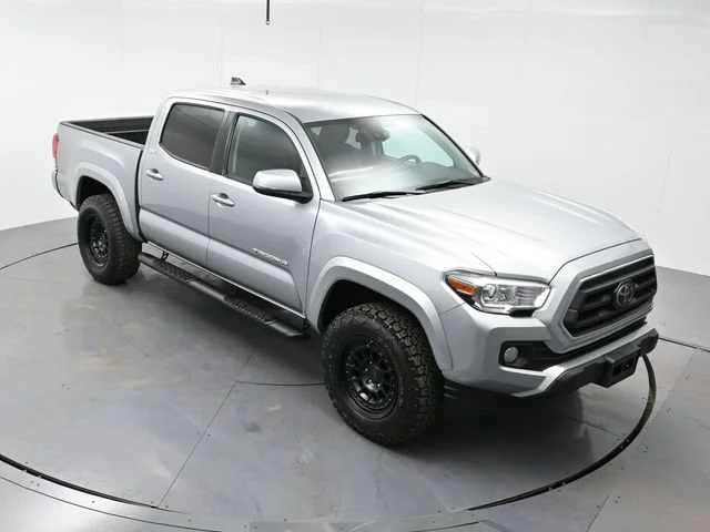Used 2022 Celestial Silver Metallic Toyota SR5 image 28