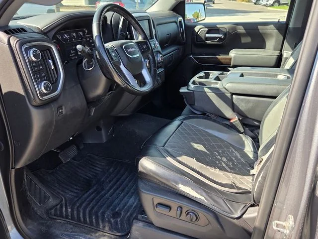 Used 2022 Gray GMC Elevation image 4
