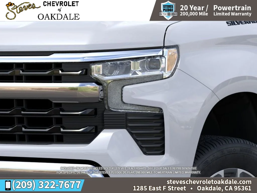 New 2026 Summit White Chevrolet LT image 10