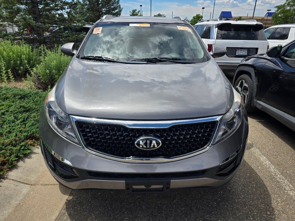 Used 2016 Mineral Silver Kia LX image 16