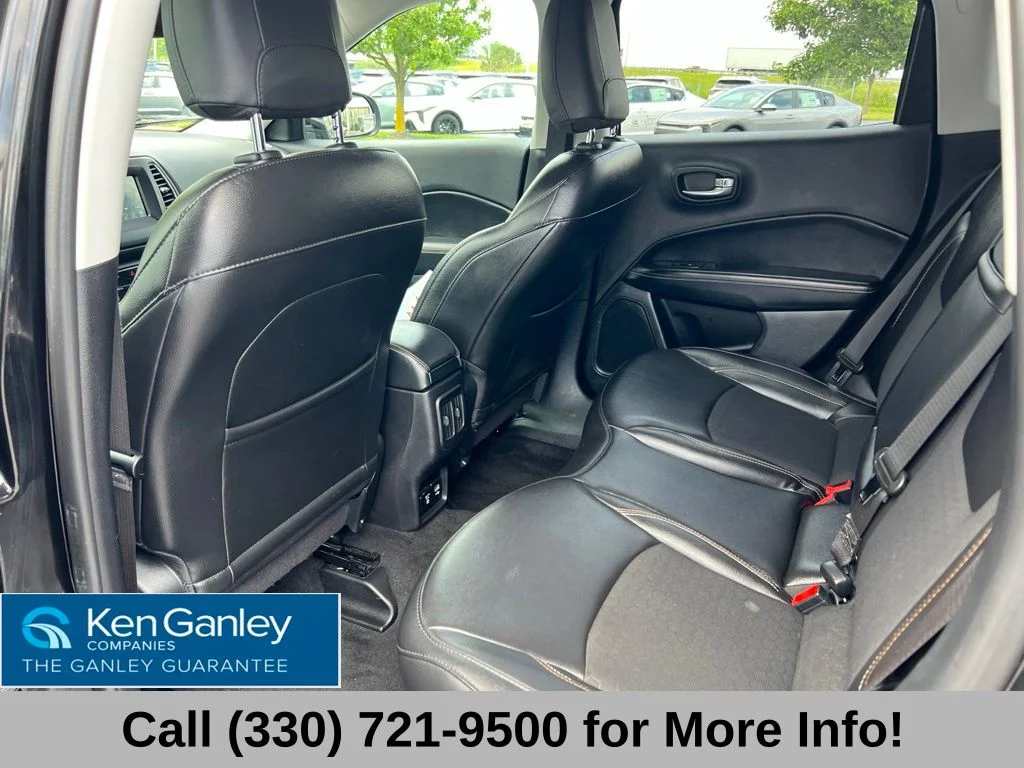 Used 2019 Black Jeep Latitude image 48
