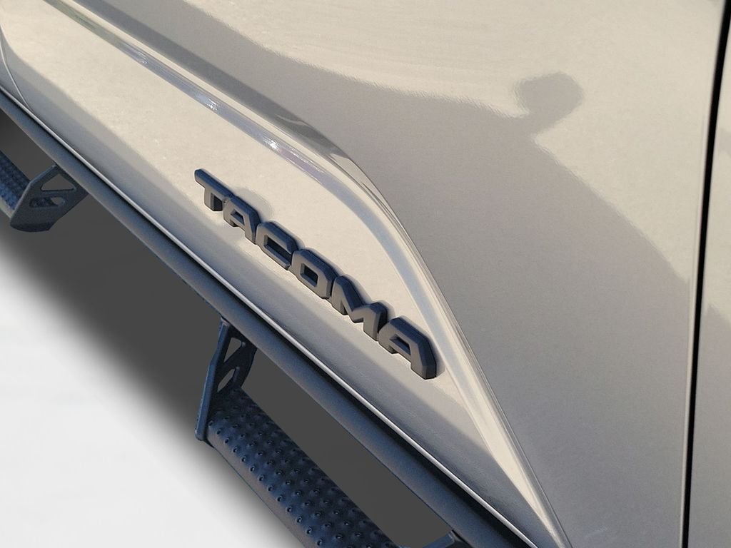 2026 Toyota Tacoma SR5 - Photo 38