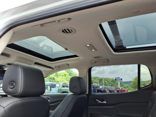 Used 2021 White GMC Denali image 21