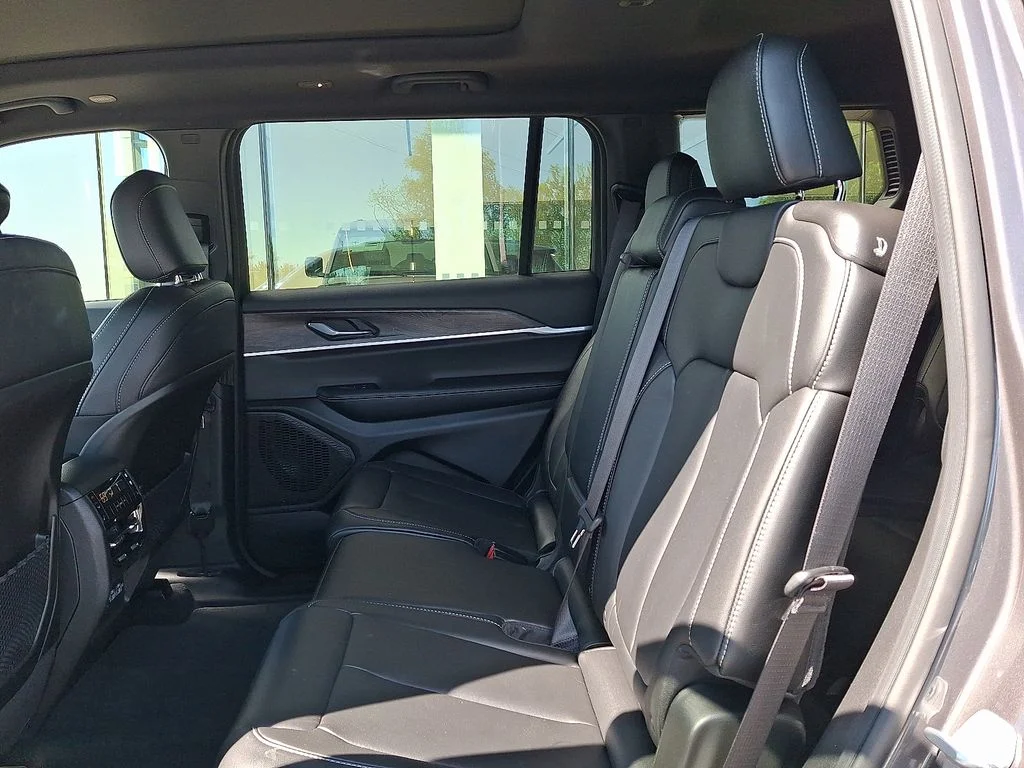 2025 Jeep Grand Cherokee L Limited - Photo 10