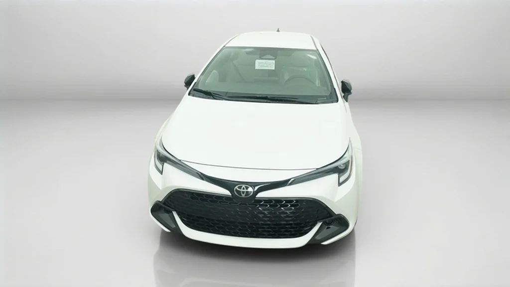 New 2027 Wind Chill Pearl Toyota SE image 16