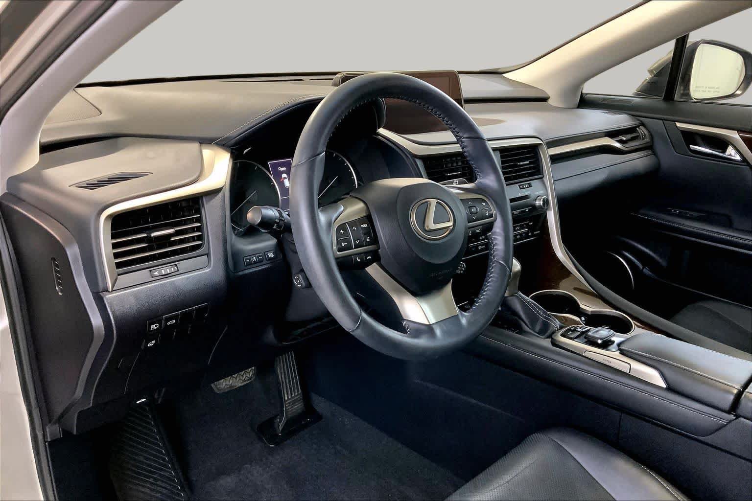 Used 2017 Atomic Silver Lexus  image 17