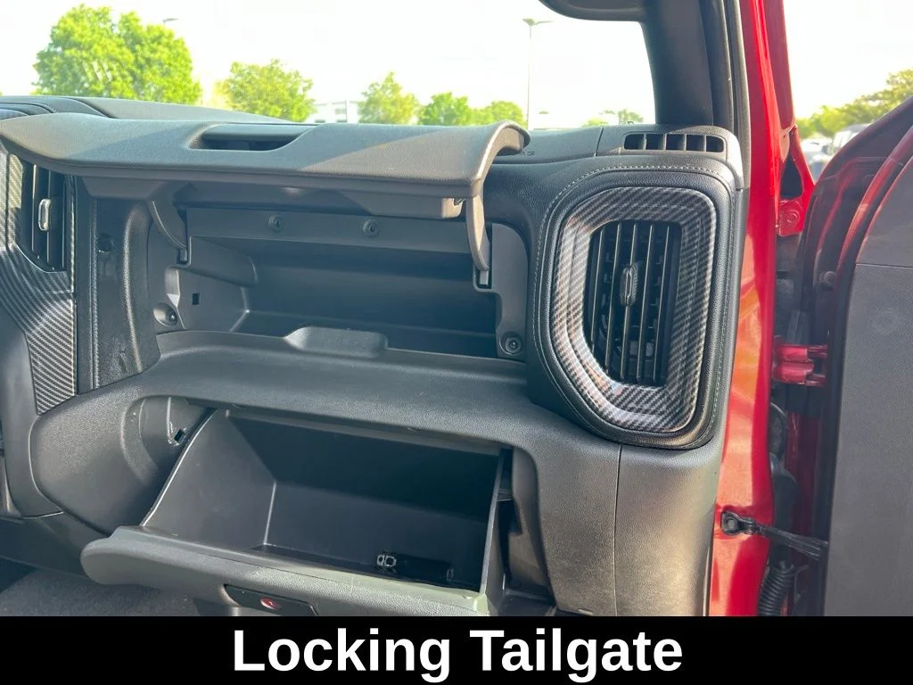 Used 2020 Red Chevrolet LT image 18