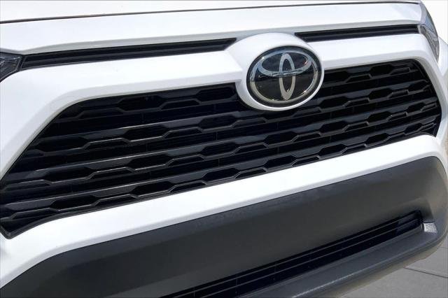 Certified Used 2025 ICE CAP Toyota  image 29