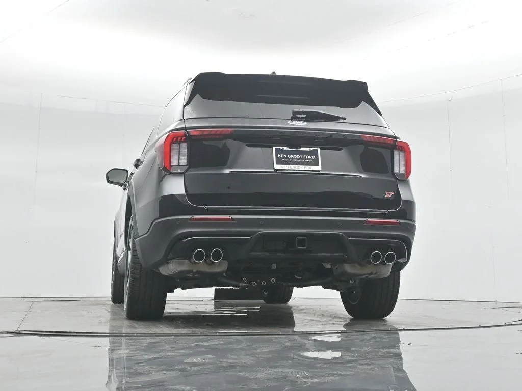 New 2026 Agate Black Metallic Ford ST image 33