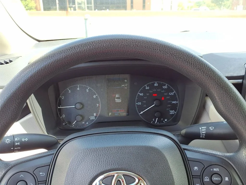 Used 2024 Ice Toyota LE image 13