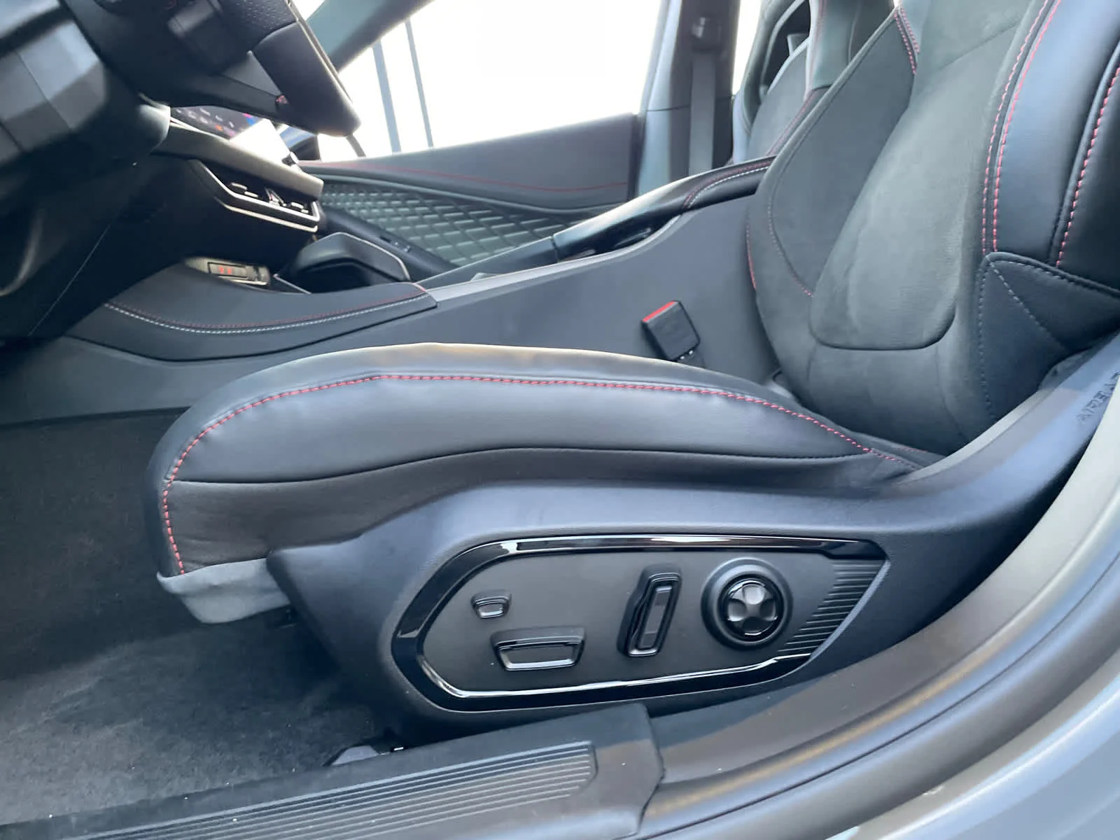 2026 Dodge Charger Daytona Scat Pack - Photo 20