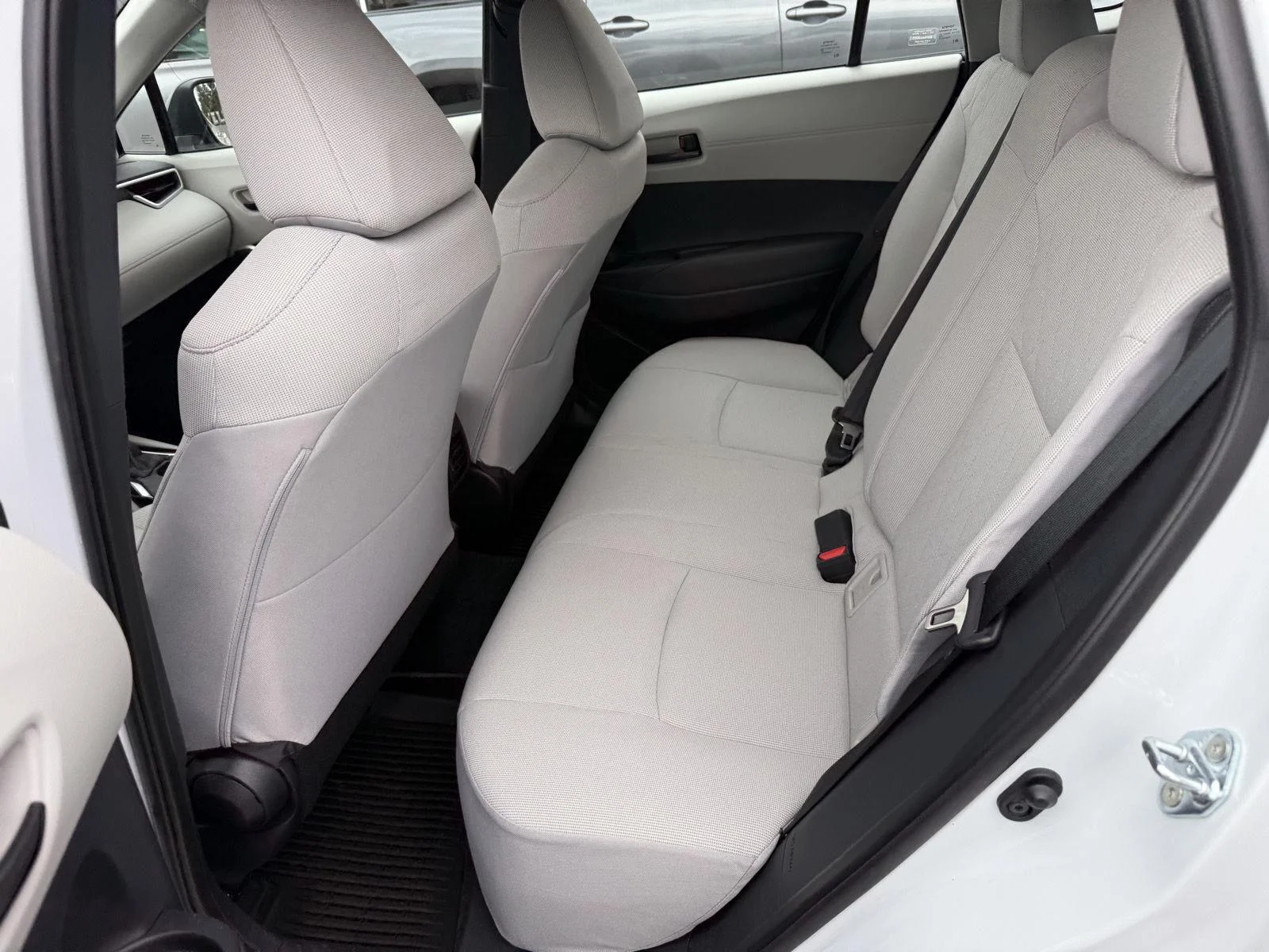 Used 2024 Wind Chill Pearl Toyota L image 12