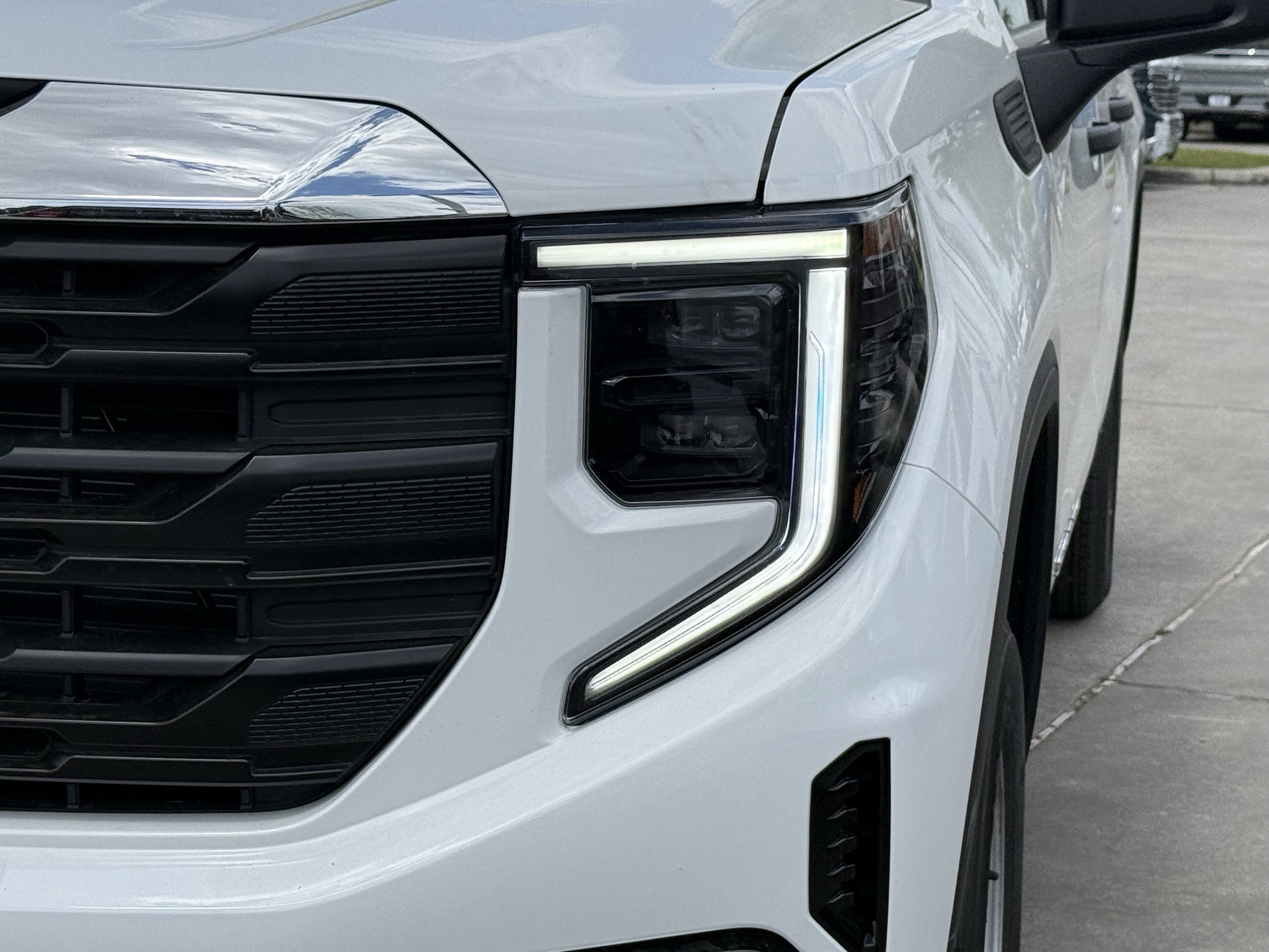 2026 GMC Sierra 1500 Pro - Photo 7