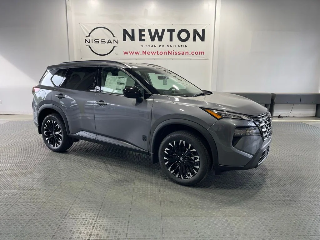 2026 Nissan Rogue Dark Armor's photo