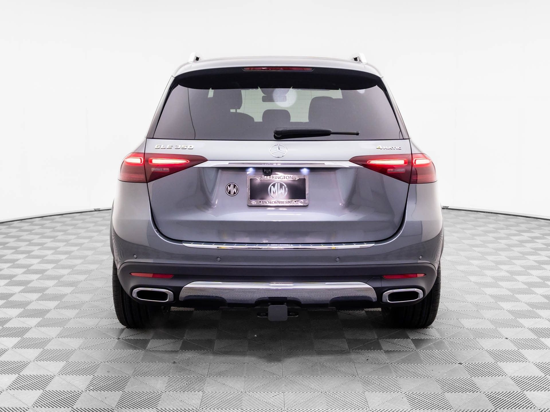 New 2026 Selenite Grey Metallic Mercedes-Benz GLE 350 image 4