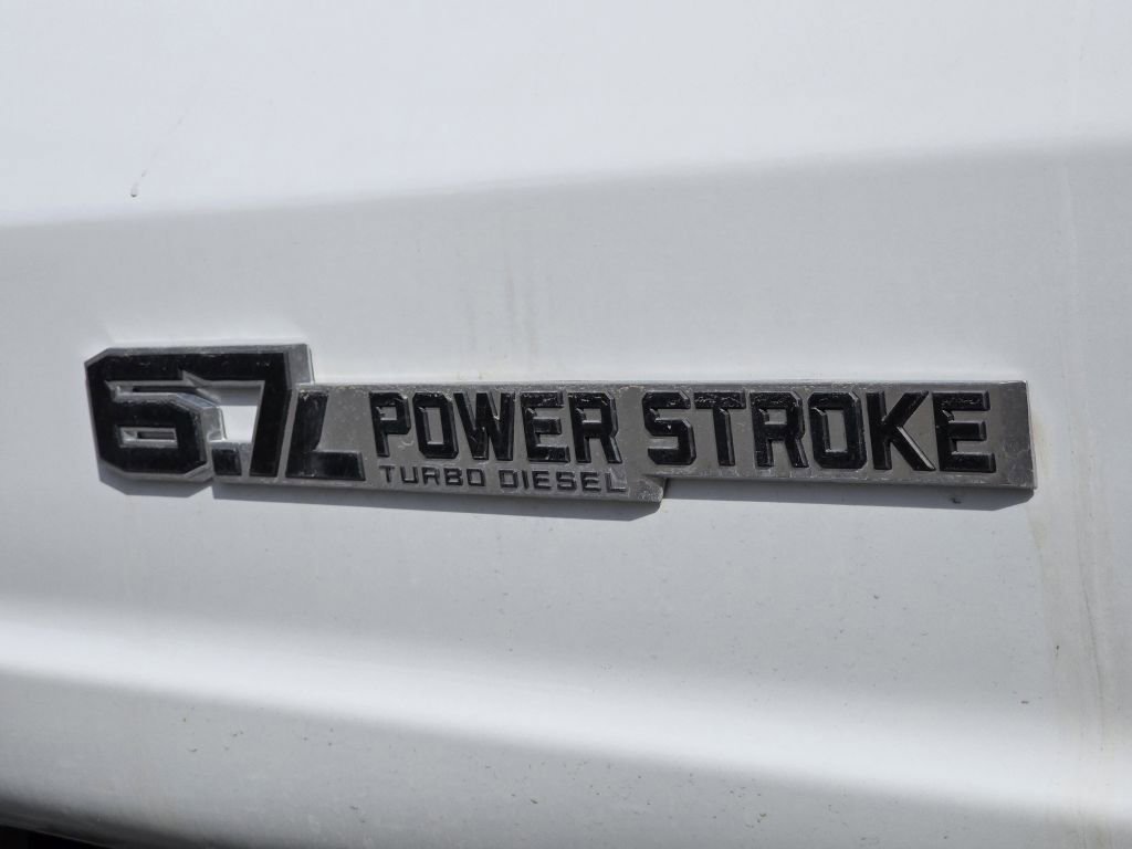 New 2026 Oxford White Ford XL image 26