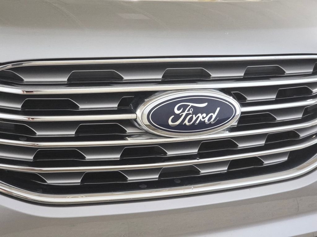 2022 Ford Edge SEL - Photo 14