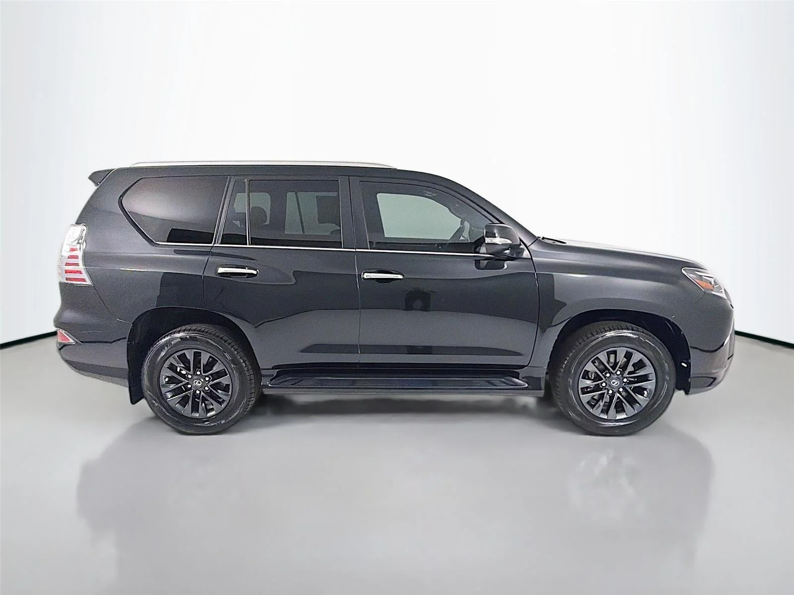 Used 2022  LEXUS PREM image 27