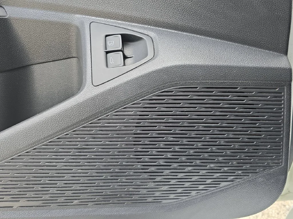 2021 Volkswagen Jetta SE - Photo 25