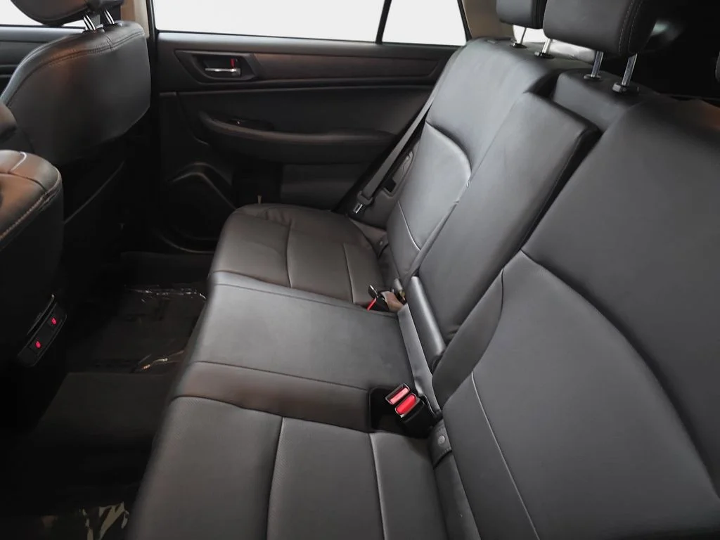 Used 2017 Black Subaru 2.5i image 14