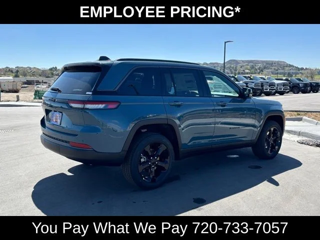 Used 2026 Blue Jeep Limited image 5