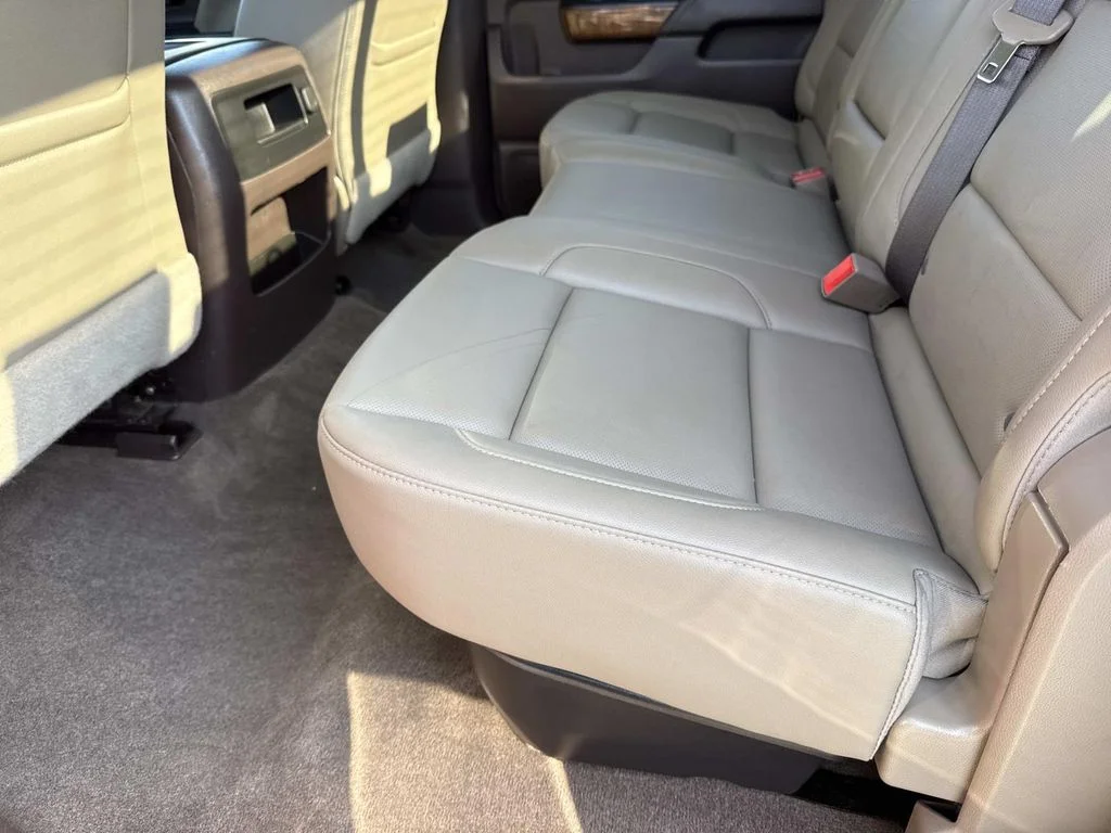 Used 2018 Red GMC SLT image 18