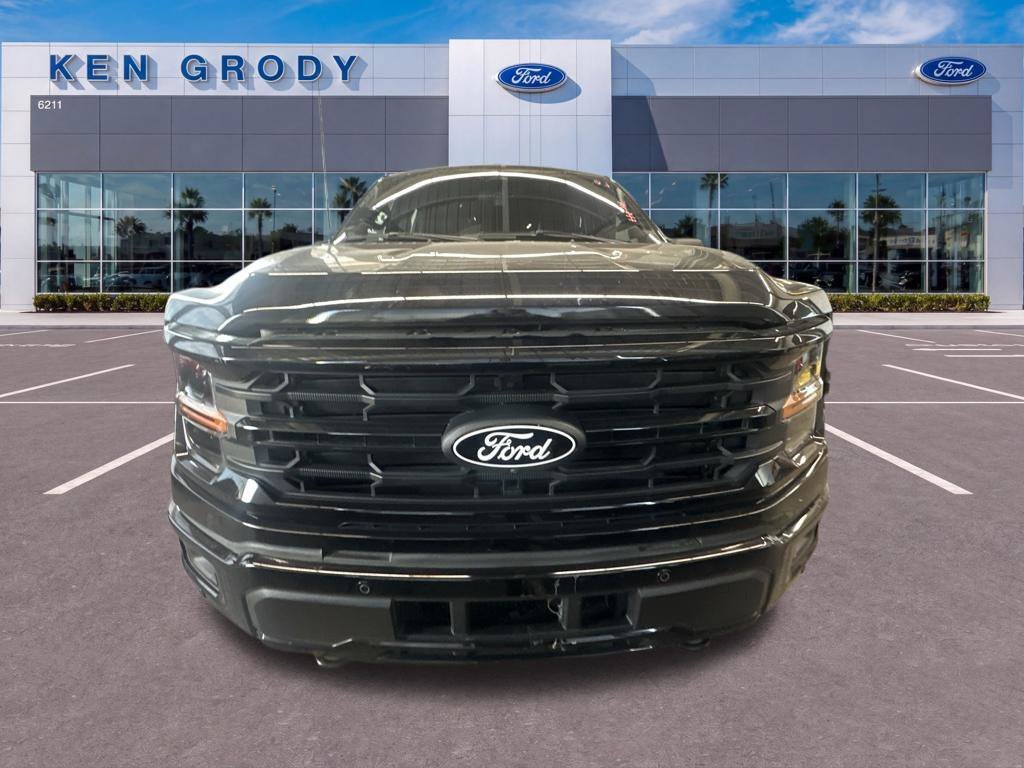 Used 2024 Black Ford XLT image 3